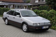 1643420698_1-hdpic-club-p-folksvagen-passat-b3-sedan-1.jpg